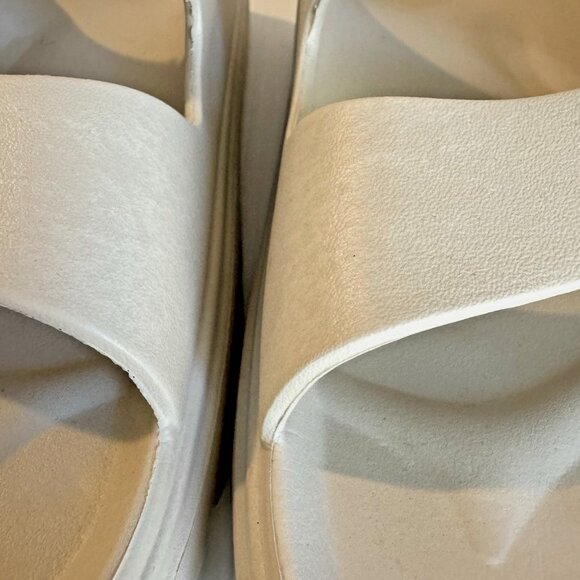 Funky Monkey Double Buckle Slides | Women’s 9 | Beige Comfort Sandals - Picture 7 of 15